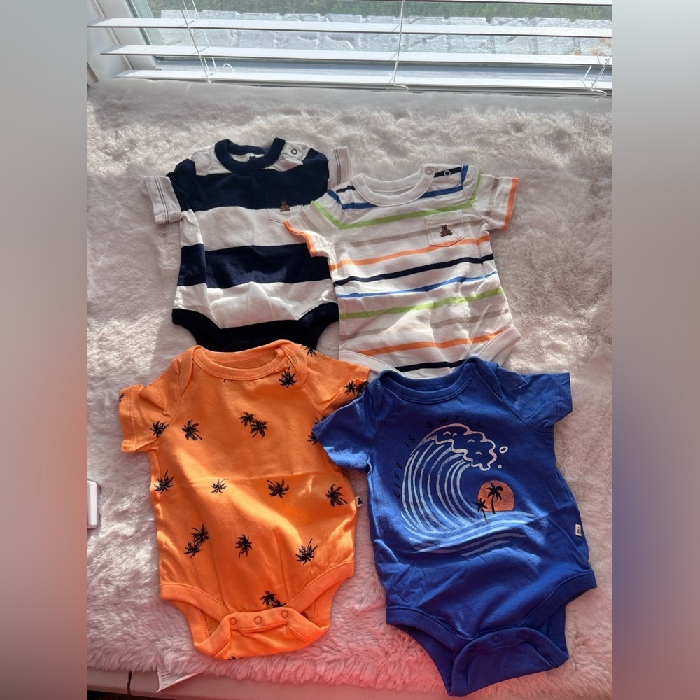 Baby Gap Boy Organically Grown Cotton Bundle size 0-3 Months